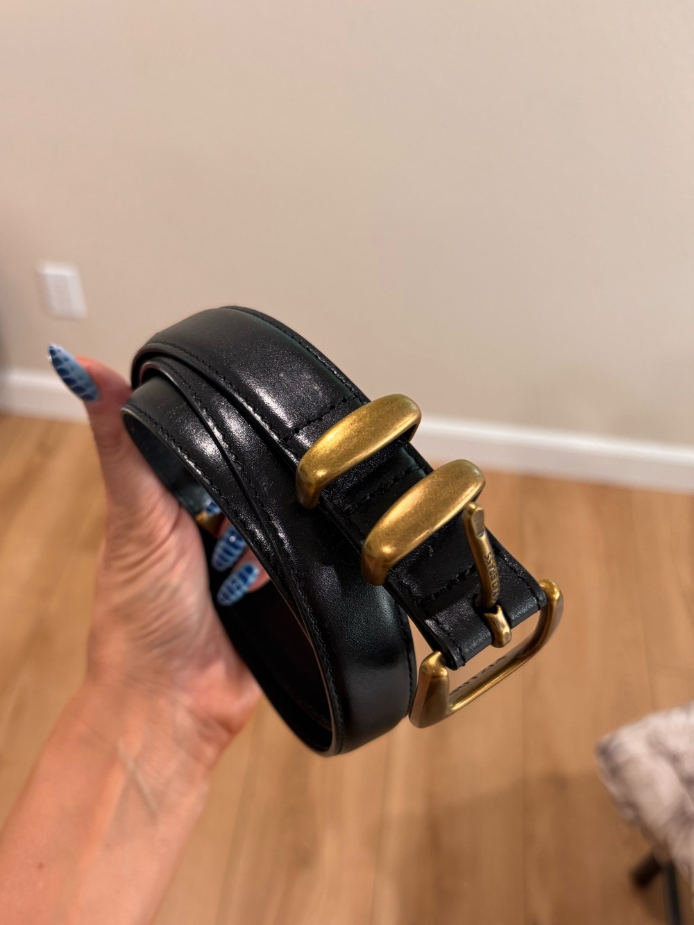 Aritzia black leather + brass belt